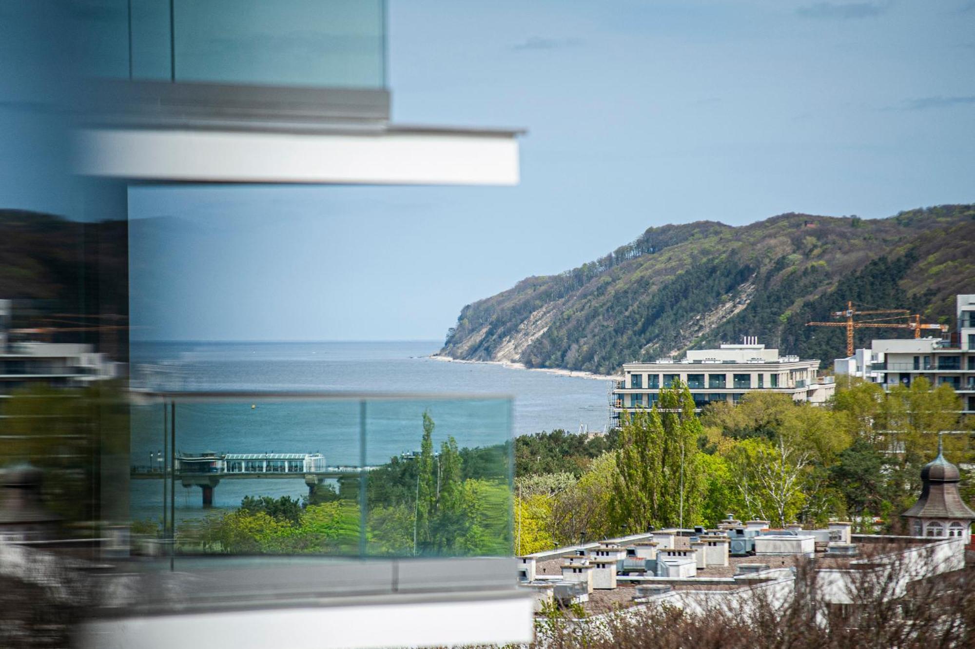 Wave Panorama 8Th Floor Sea View Apartment Miedzyzdroje Exterior photo