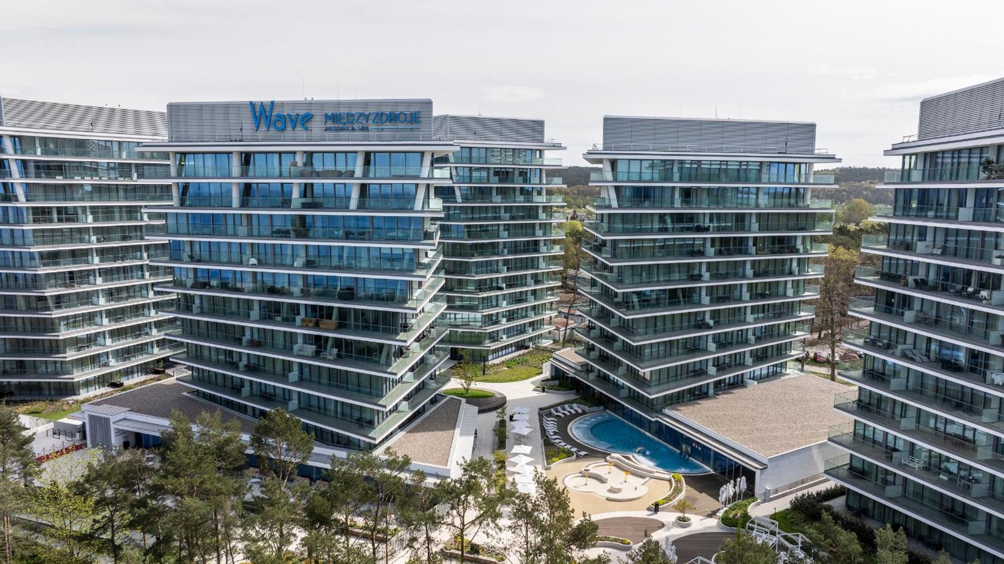 Wave Panorama 8Th Floor Sea View Apartment Miedzyzdroje Exterior photo